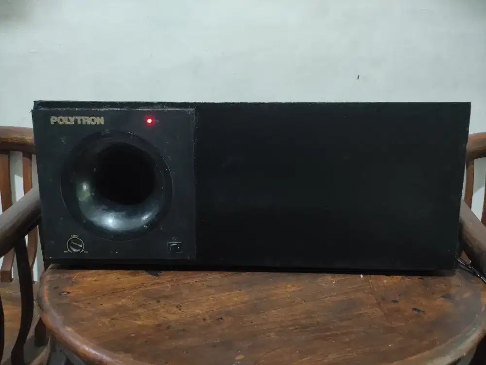Subwoofer aktif polytron PSW 300