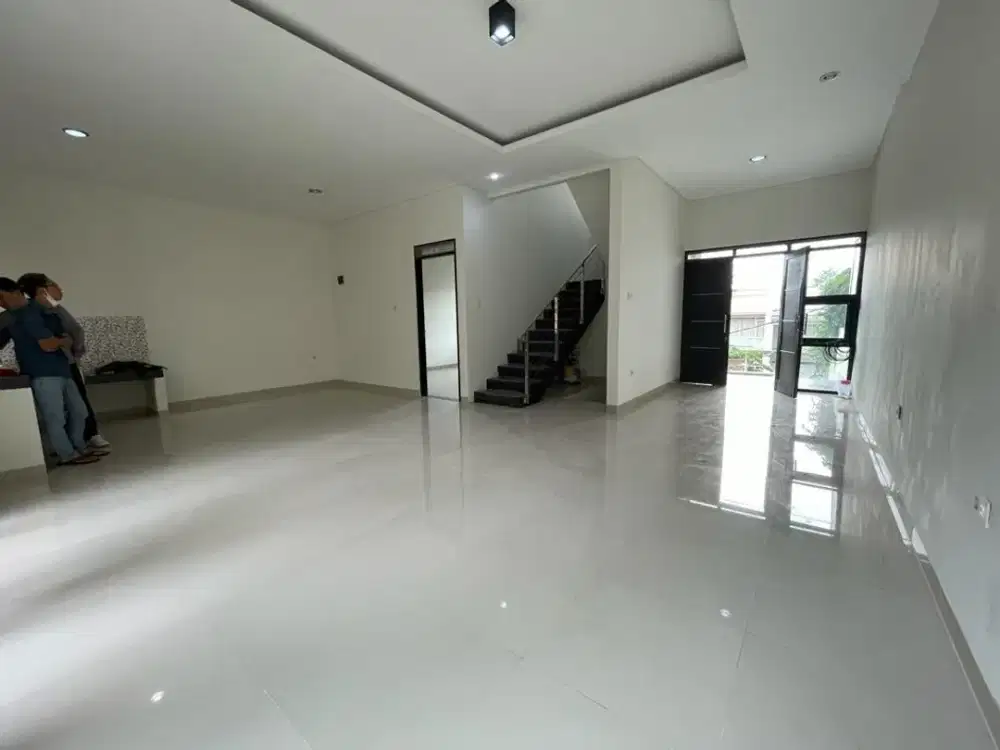 DIJUAL MURAH Rumah bagus mewah SHM 2 lantai siap huni di Pondok Hijau