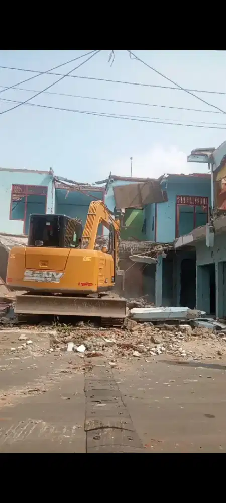 Jasa pembuangan puing