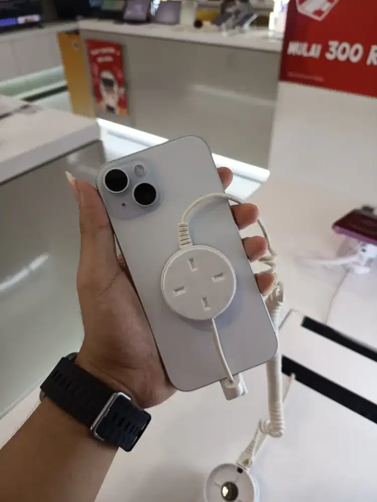 Kredit iPhone 15 128GB Cicilan Tanpa Kartu Kredit By Home Credit