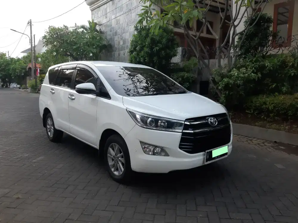 Innova 2019 V matic Diesel. Low KM. SERVIS RECORD  Sby