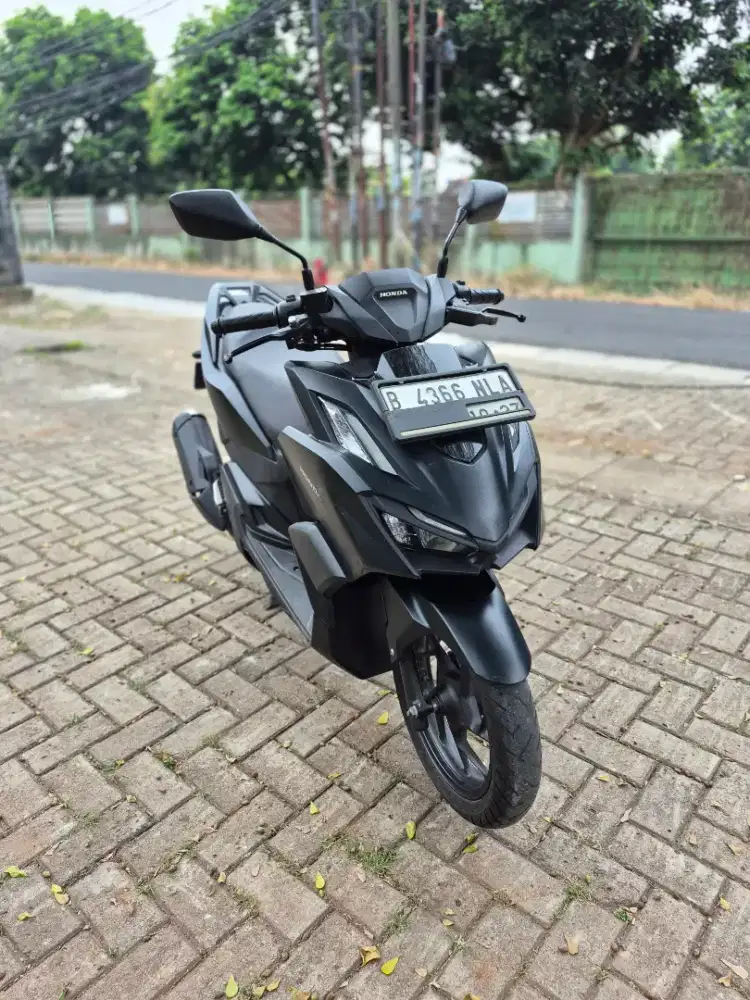 Dijual Honda Vario 160 tahun 2022 pajak hidup mesin Joss KM low