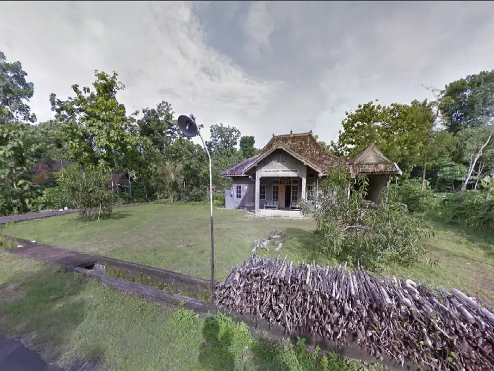Tanah Bonus Bangunan Cocok untuk Homestay di Daerah Playen