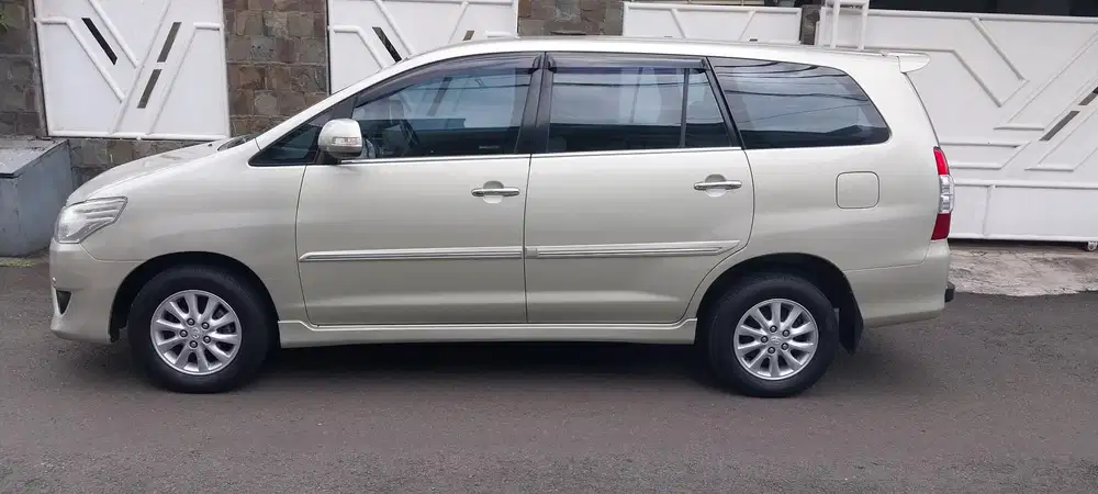 Toyota Kijang Innova 2013 Diesel