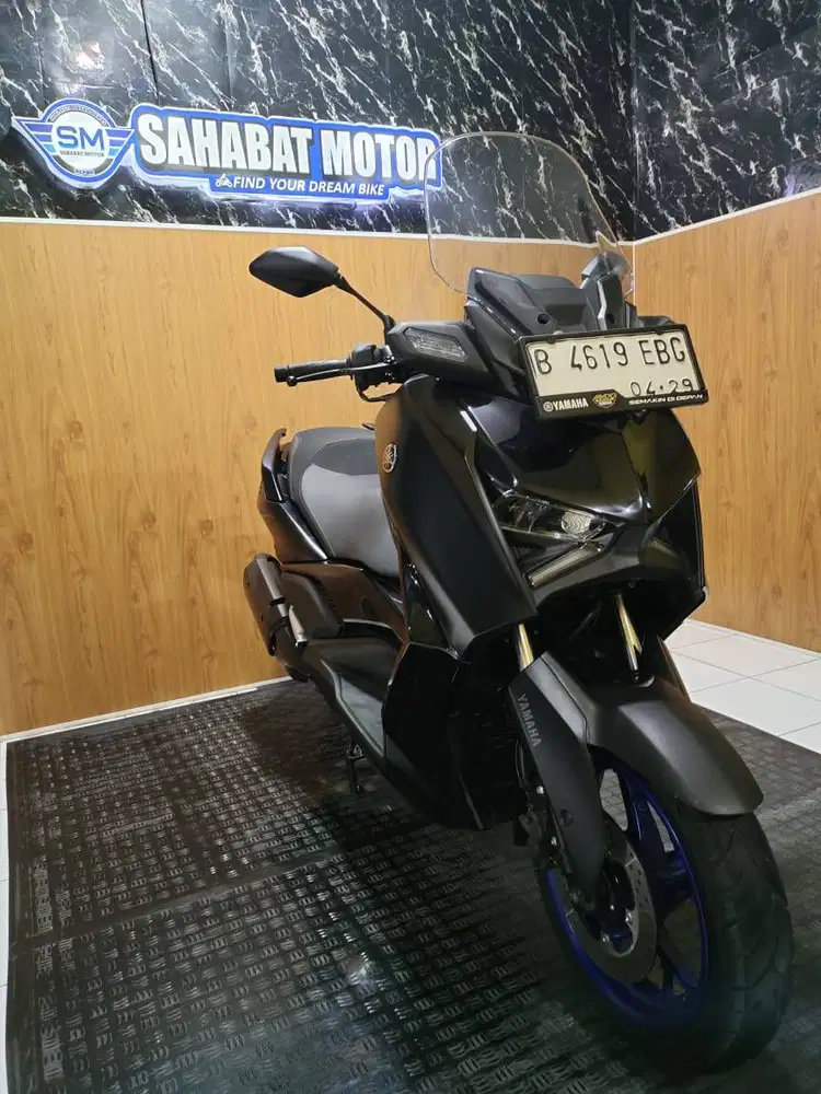 YAMAHA XMAX CONNECTED TH 2024