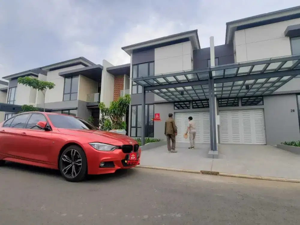 JUAL RUMAH MEWAH DEKAT DANAU DI SUMMARECON BANDUNG EMILY