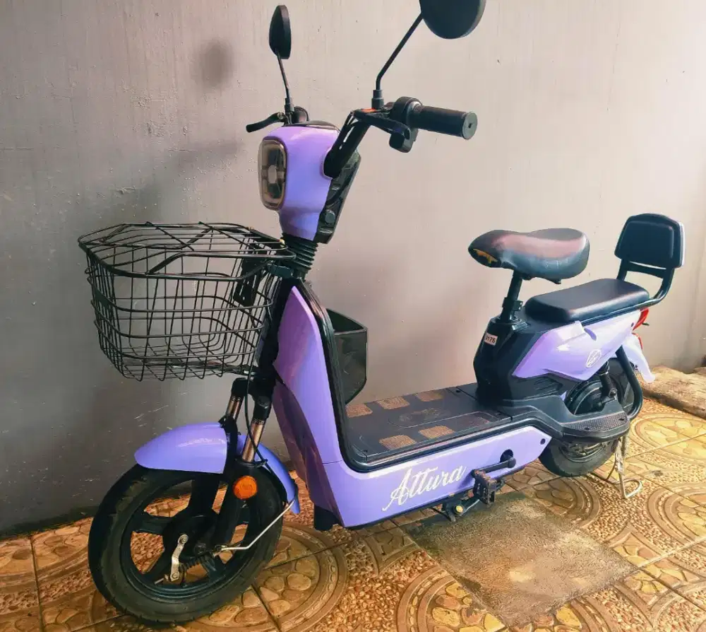 Sepeda Listrik Attura