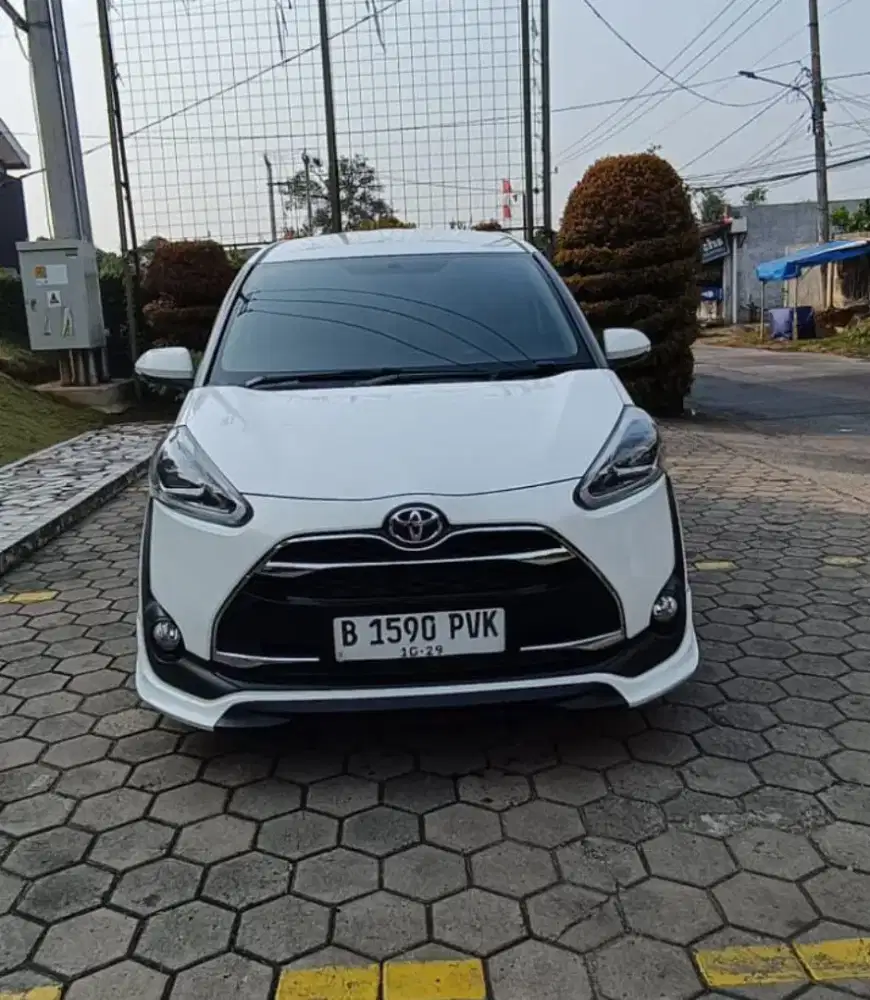 Sienta Q 2016 metic..