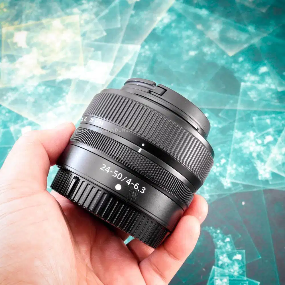 Nikon Z 24-50mm F4-6.3. Used. Lensa Kit