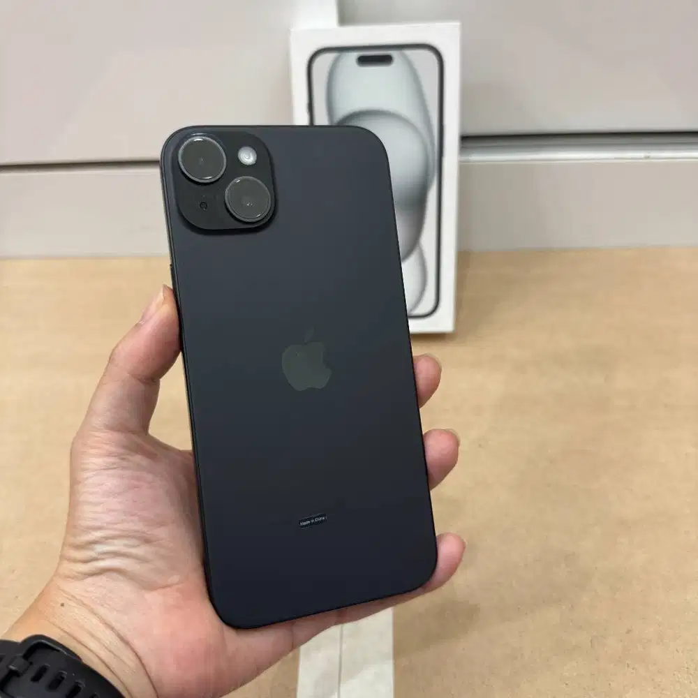 iPhone 15 Plus 128GB Black mulus garansi ON resmi