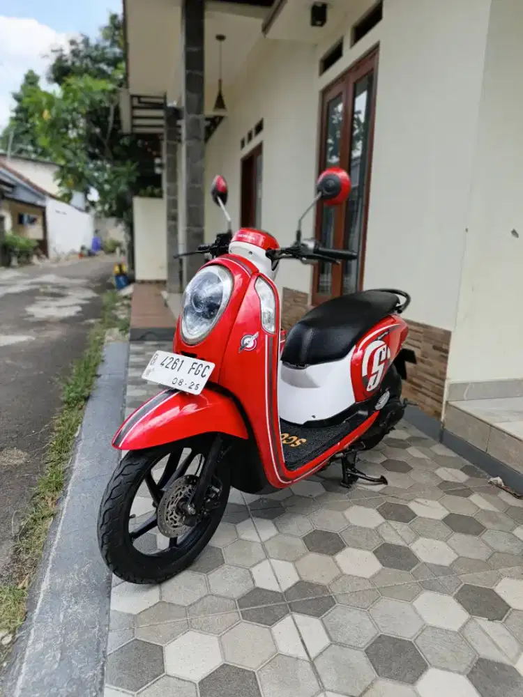 Scoopy sporty tahun 2016 Bagus