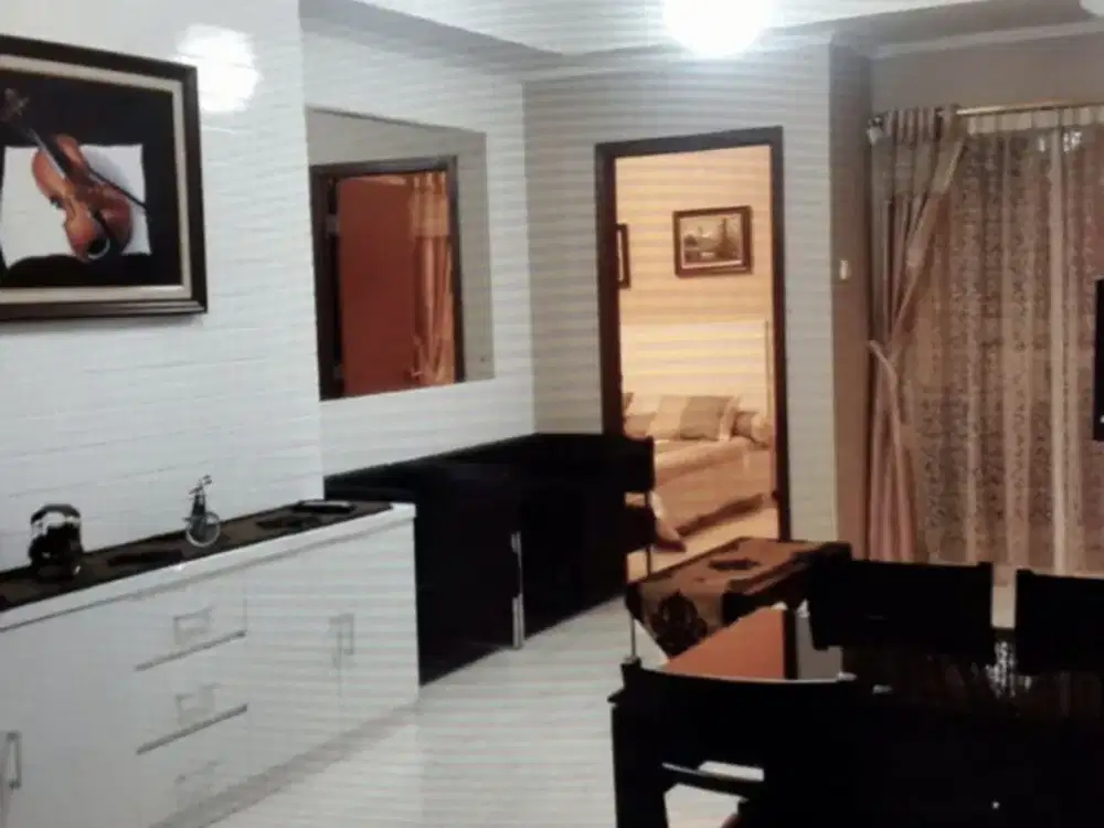 Sewa Jual Townhouse Royal Mediterania garden 3 kamar Langsung Ke Pool