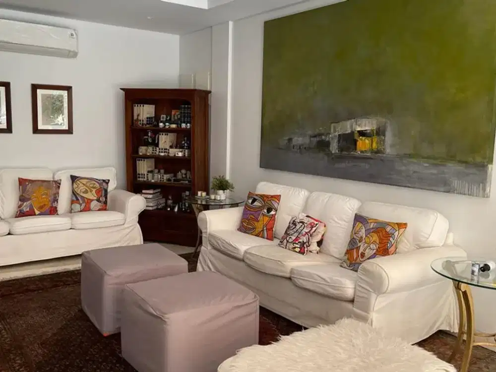 Dijual Rumah Klasik Modern di Kemang Utara, Jakarta Selatan