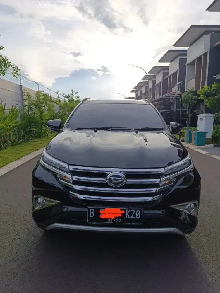 Terios R AT 2021 Hitam