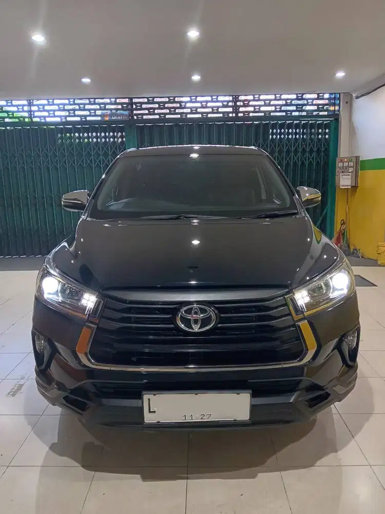 LIKE NEW - TOYOTA INNOVA REBOND VENTURER DIESEL A/T -2022