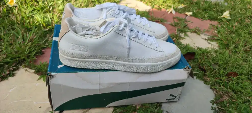 Dijual Sepatu Puma Basket Trim Block White - Gold 43