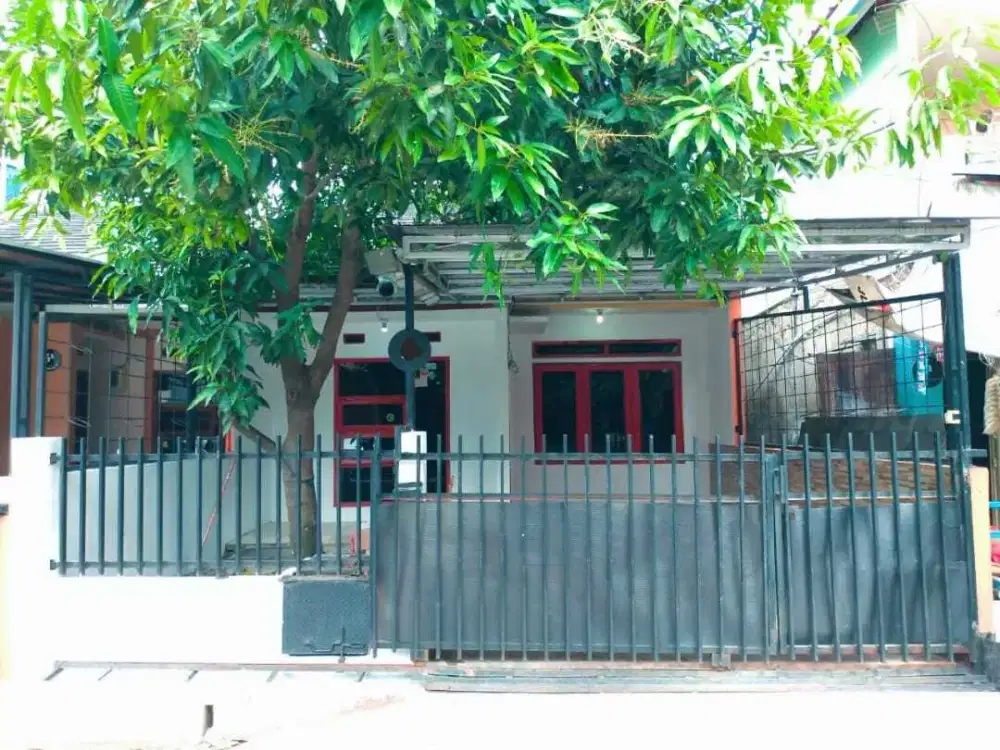 RUMAH MINIMALIS 2 LANTAI DI KOMPLEK ARCAMANIK CISARANTEN BANDUNG