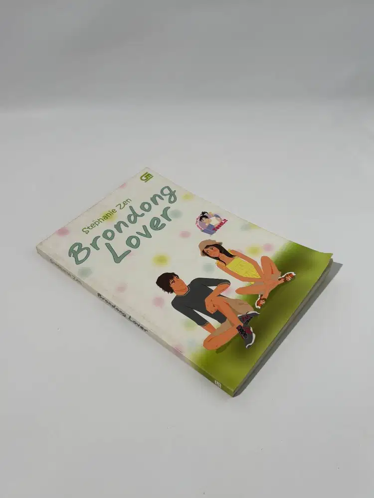 Pre-loved Novel Brondong Lover