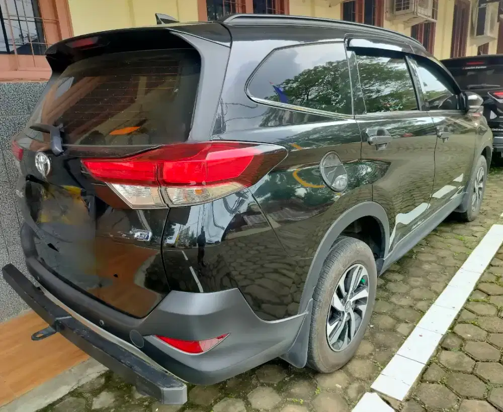 Toyota Rush MT THN 2023, Plat BG warna Hitam metalik