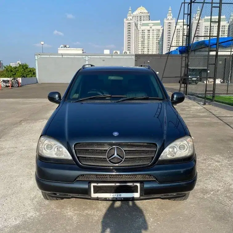 Mercedes ML320 V6 Tahun 2001