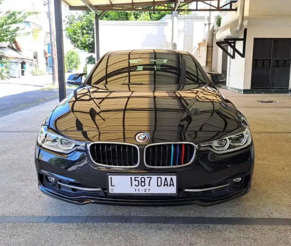 BMW 320i F SPORT TAHUN 2016