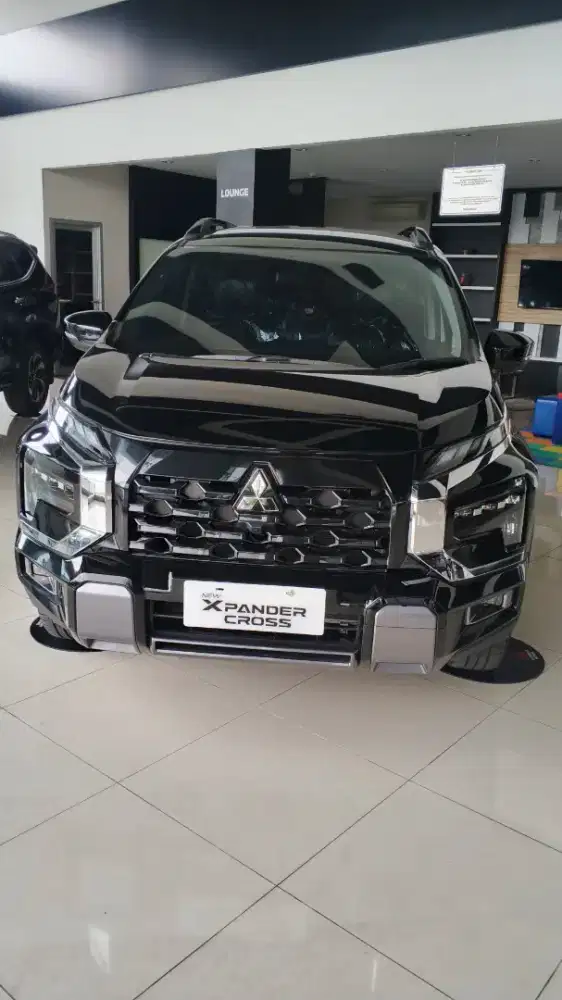 Xpander Cross Cvt Ultimatebaru tampilan baru , gagah , keren