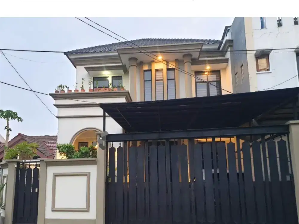 DIJUAL RUMAH 2 LANTAI SIAP HUNI DI NUSA LOKA BSD 'DMB29