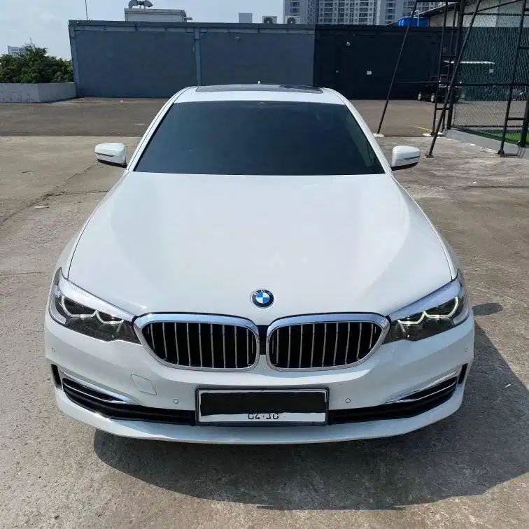 BMW 530i Luxury Tahun 2018