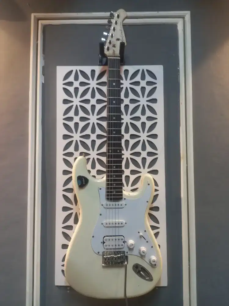 Gitar ariapro dan cort harga 2 buah
