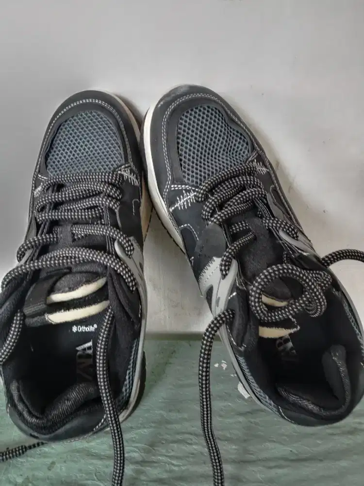 Zara Sneakers Ukuran 42 ORIGINAL