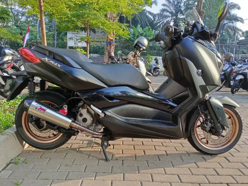 Yamaha X-Max 250 tahun 2022