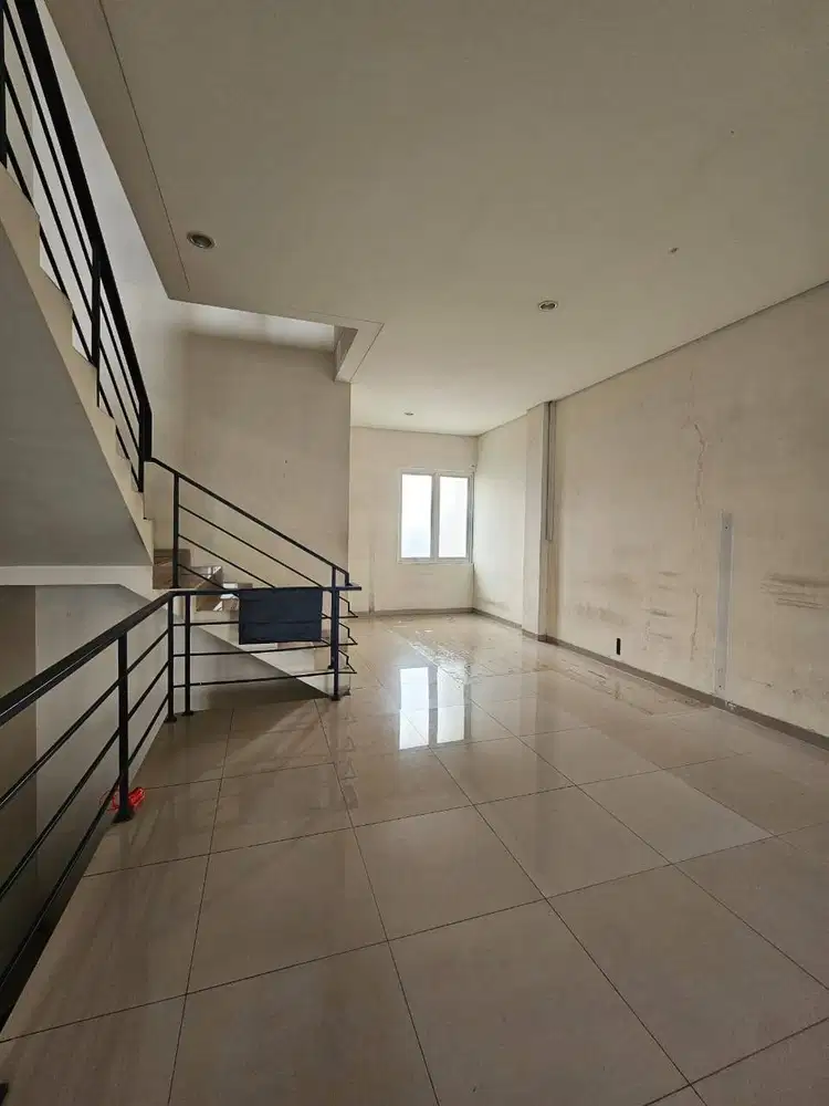 Dijual/Disewakan Ruko di Batununggal Bandung Lokasi Strategis