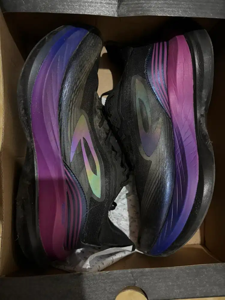 Sepatu Running Haze pro 910 DWP HITAM UNGU plat carbon