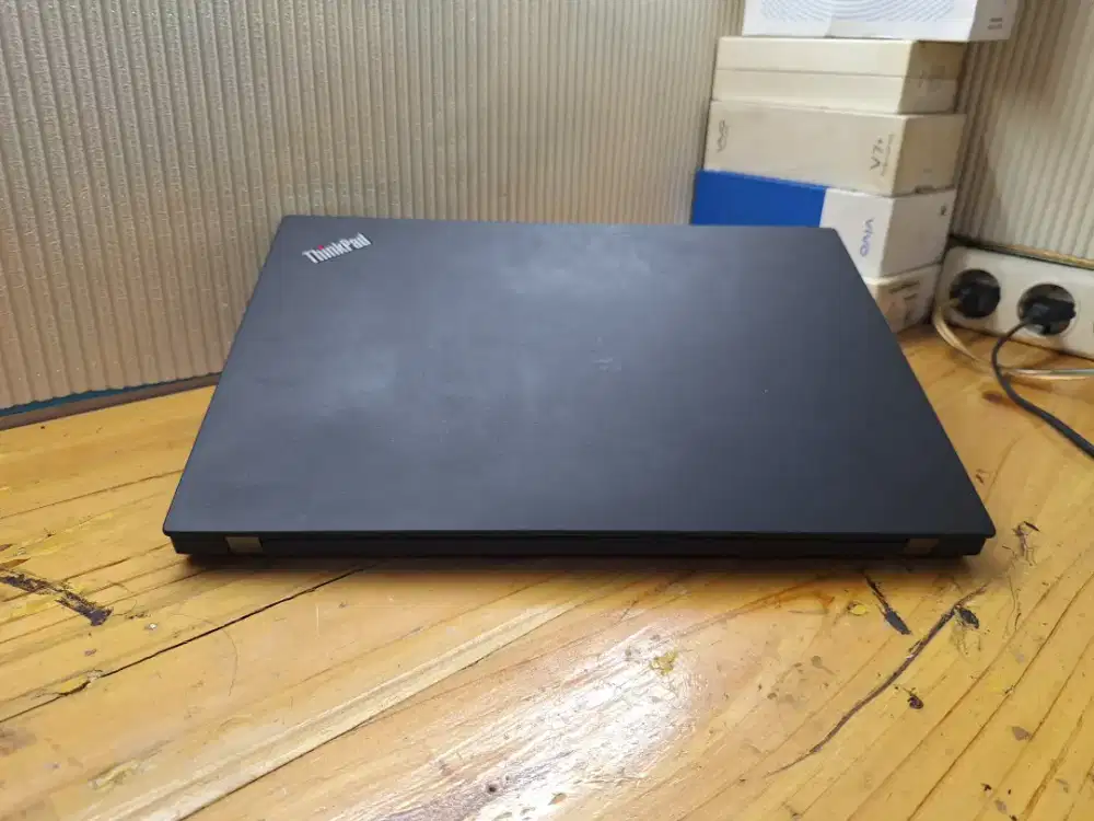 Lenovo Thinkpad T14 Intel core