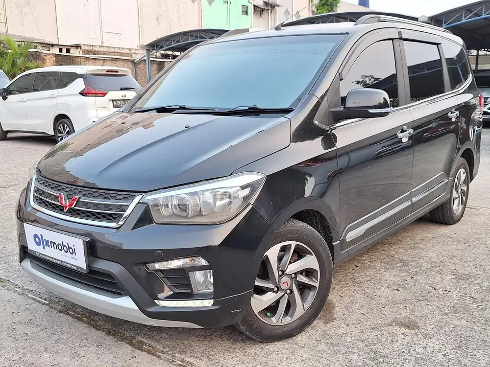 Pajak Panjang - Wuling Confero S 1.5 L Bensin-MT 2018