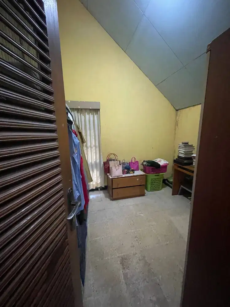 JUAL CEPAT DAN MURAH !! RUMAH LOKASI BAGUS DAN NYAMAN KOMPLEK PAMULANG
