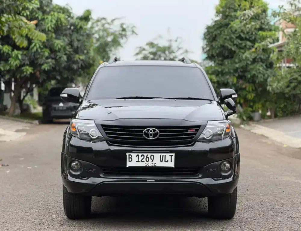 Fortuner 2.7 G Lux trd 2013 Hitam