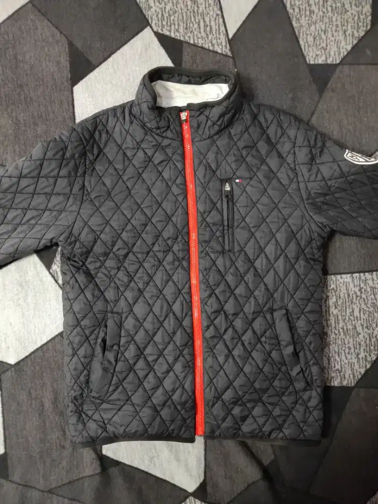 tommy hifiger puffer jacket second