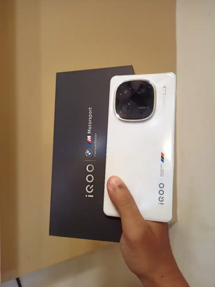 Jual Iqoo 12 Ram 16/512Gb Second Mulus Fullset Garansi On