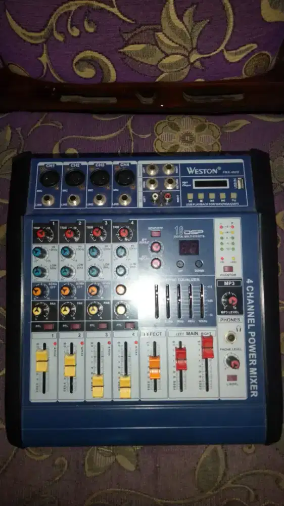 Peralatan sound sistem mixer