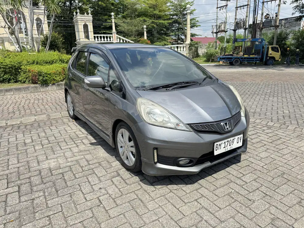 JAZZ RS METIC MMC 2011 plat kota