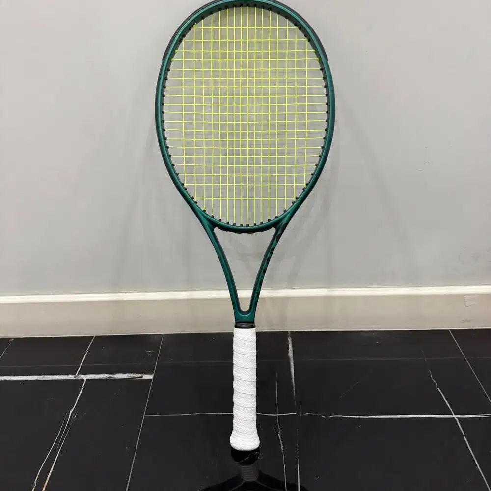 Raket tenis wilson blade v9 100 300 gr