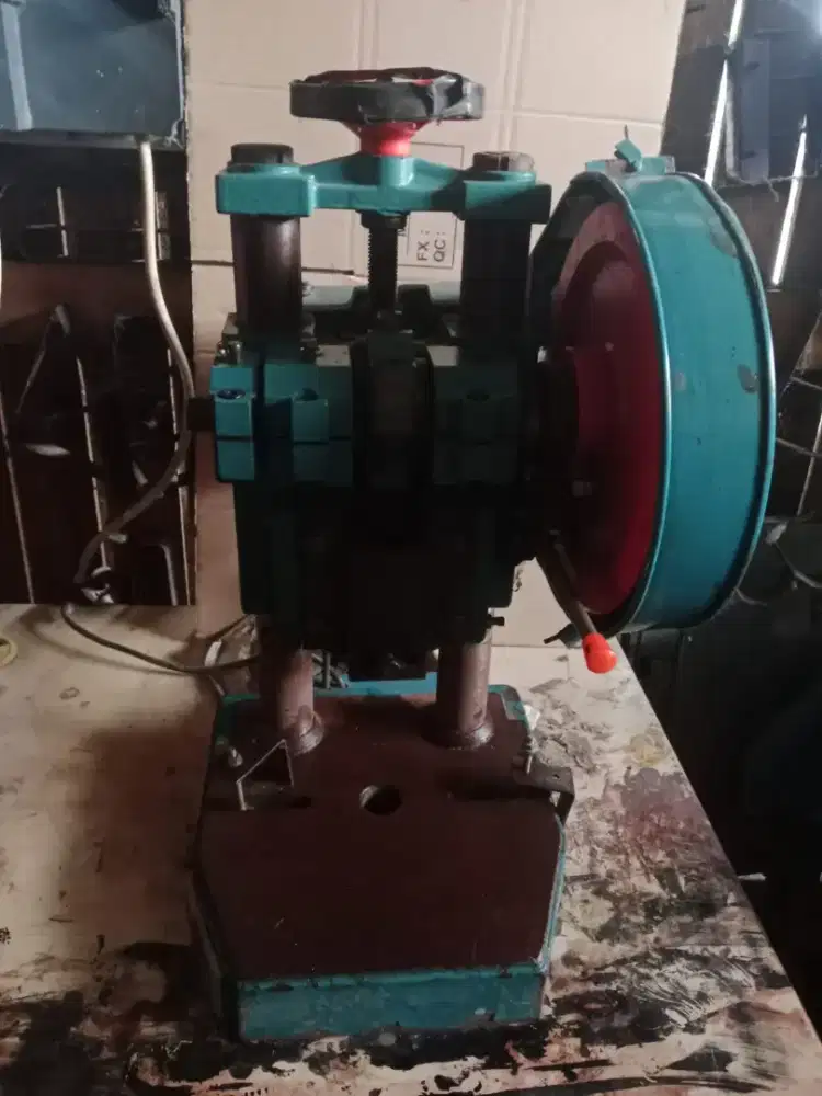 Mesin pon press