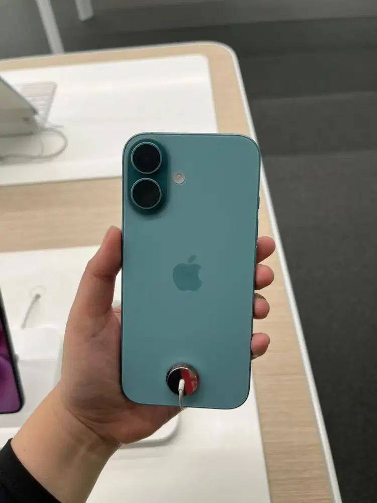 Iphone 16 teal green promo cicilan syarat ktp! free 2x angsuran