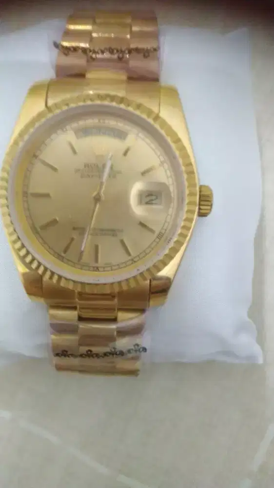 Jam Rolex kw kondisi baru tdk pernah dipake