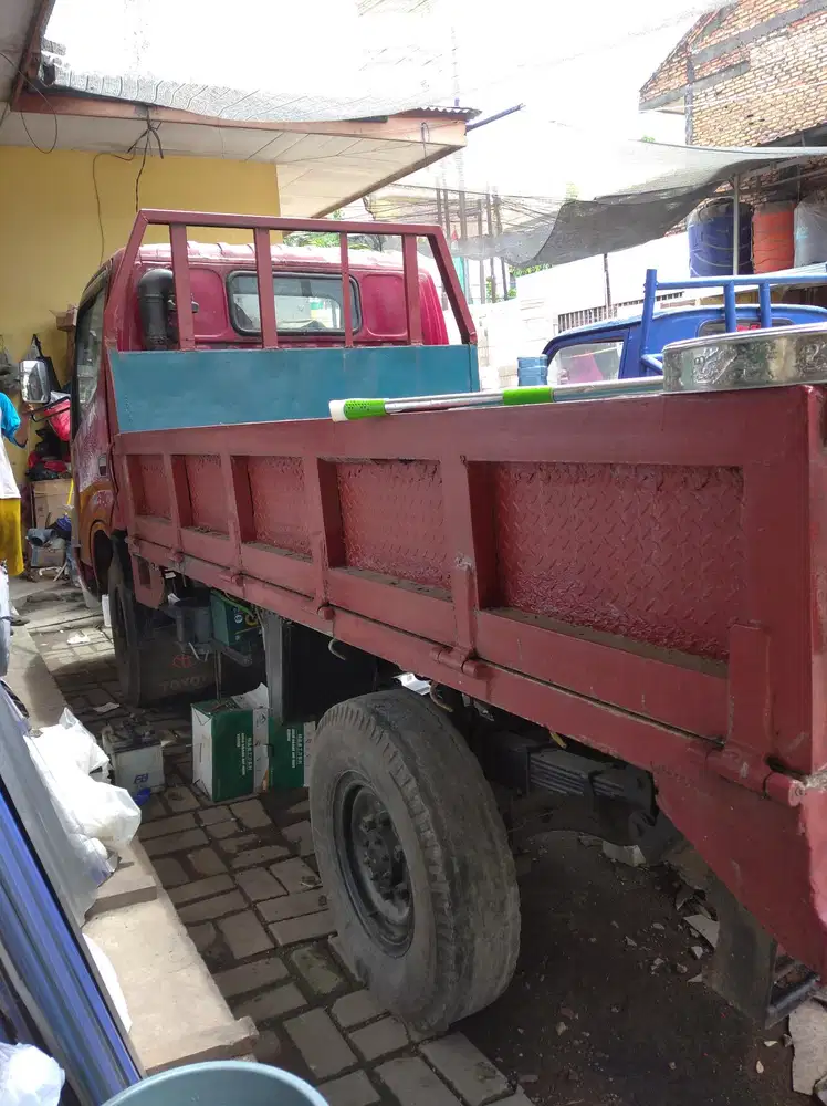Toyota Dyna 2006 Bensin