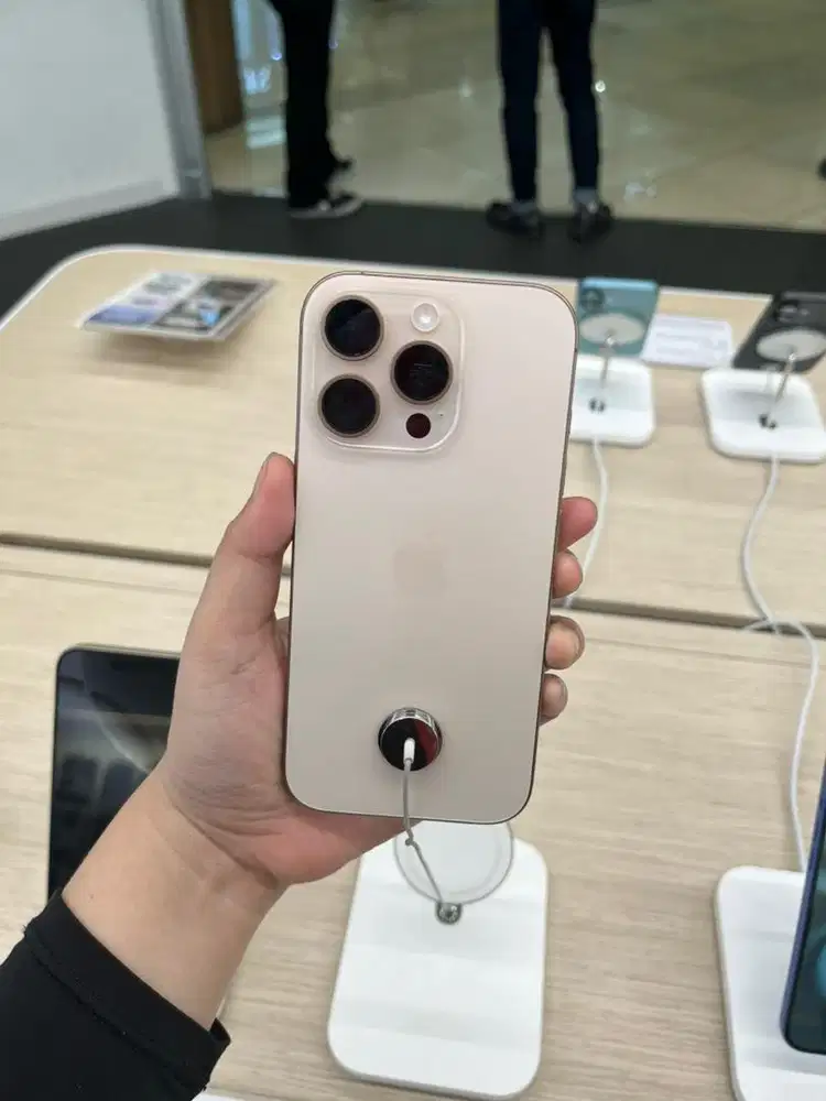 apple Iphone 16 pro cicilan promo free 2x angsuran! proses 1 menit