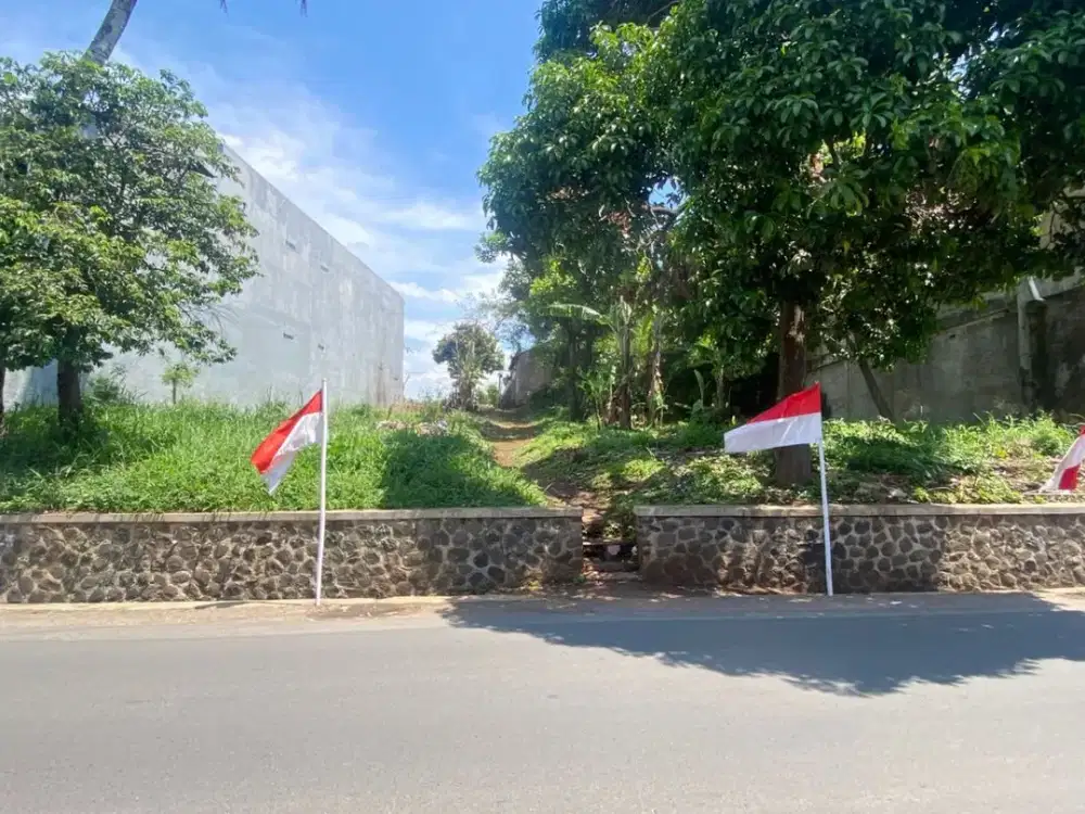 Tanah Pinggir Jalan Jatinangor