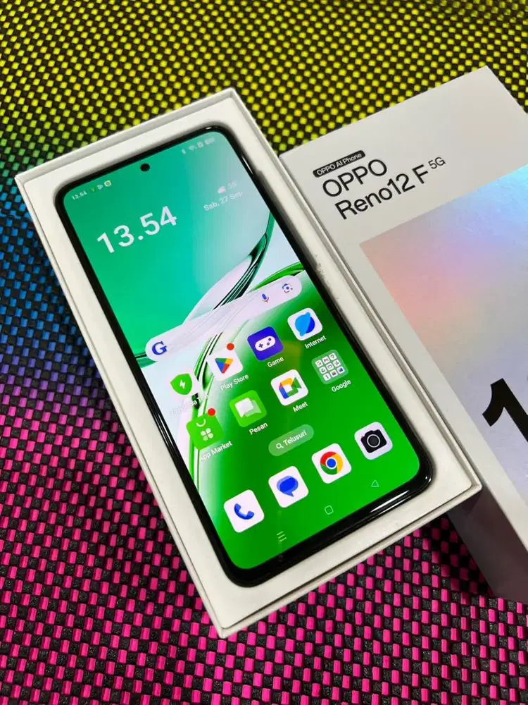 OPPO Reno 12F 5G 12/256 – Desain Premium, Performa Super Ngebut!