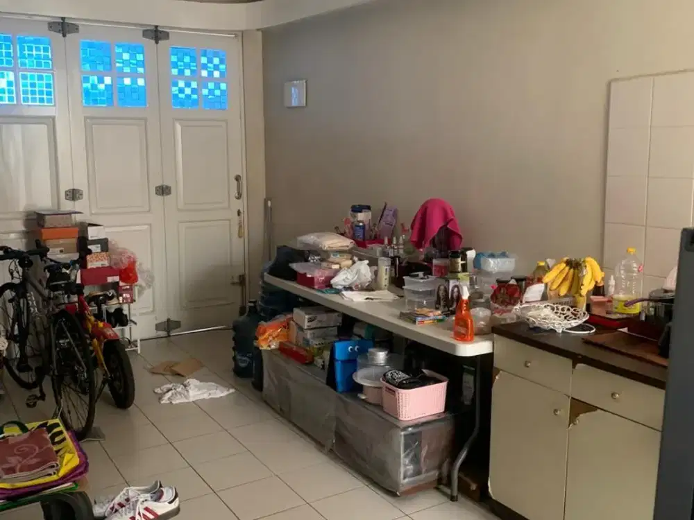 RUMAH SIAP HUNI DI PERUMAHAN ALAM SUTERA CUSTER NARADA TANGERANG SELAT